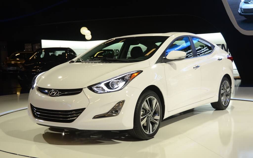 Lý do nên mua ngay Hyundai Elantra 2015 nhập khẩu giá rẻ